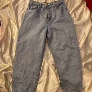 Levi’s balloon leg jeans